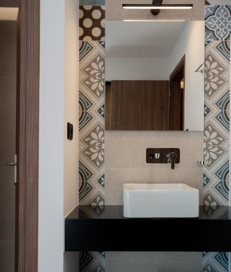 O-Cyanea Villa With Heated Pool Kournás Екстериор снимка